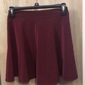 Brandy Melville one size burgundy skirt